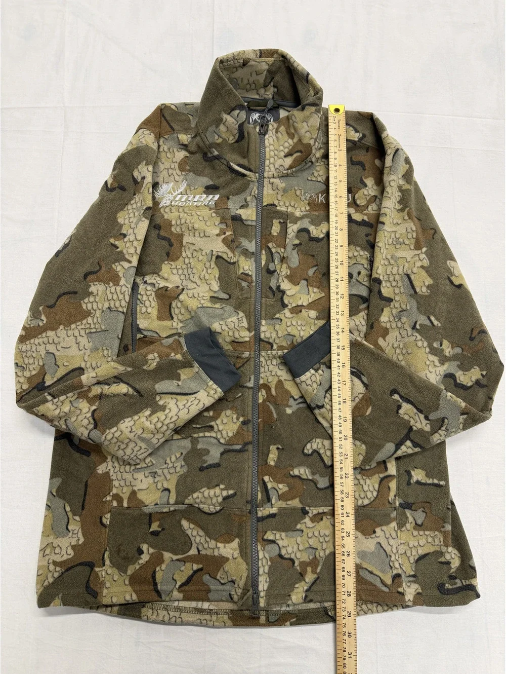 Kuiu Camouflage Zip-Up Fleece Jacket with MRA Hunting Logo